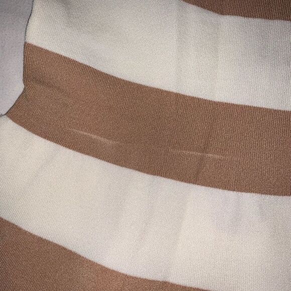 Tan and white bebe dress - Picture 9 of 9